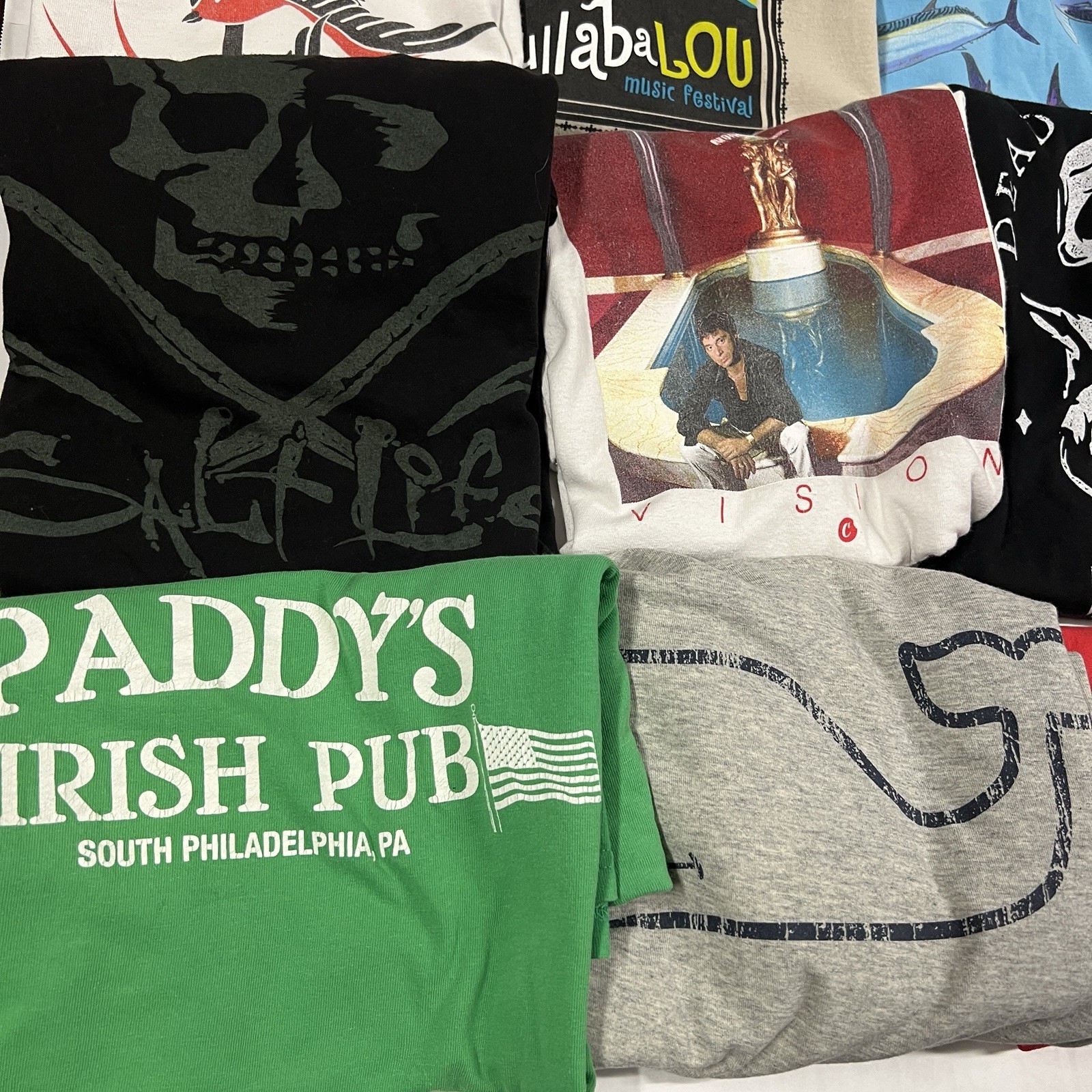 16 Tees Graphic T Shirt Lot Mix Modern Joblot For DIY Craft Upcycle Tie Dye Etc. gallery
