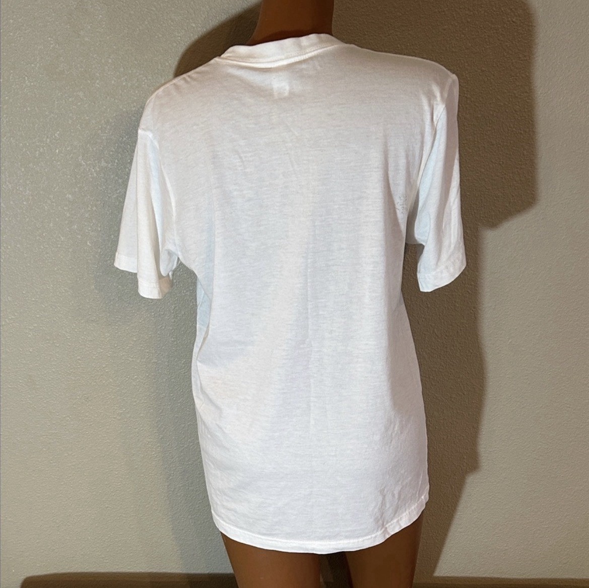 Royal Apparel Men's White Graphic Print Crew Neck Short Sleeve T-Shirt Size M gallery