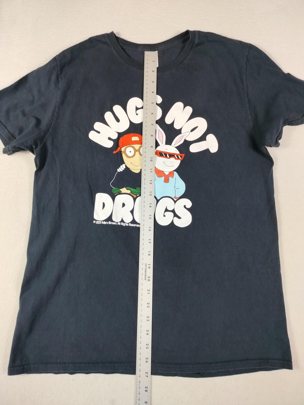 Vintage Arthur Hugs Not Drugs Shirt Mens Large Black 2001 Cartoon Graphic Tee gallery