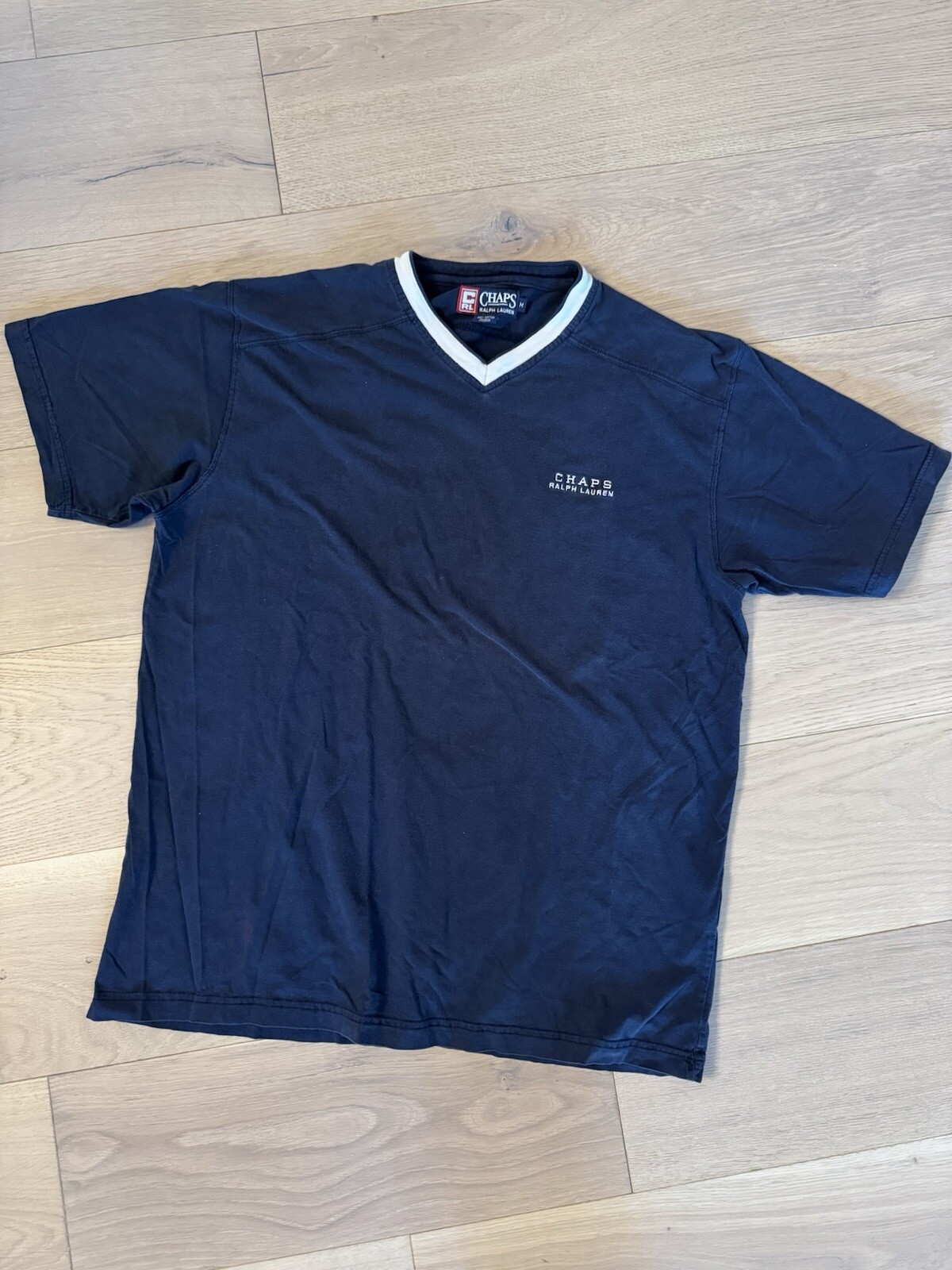 Chaps Ralph Lauren Vintage Embroidered Navy Tee With White V Collar – 90’s M