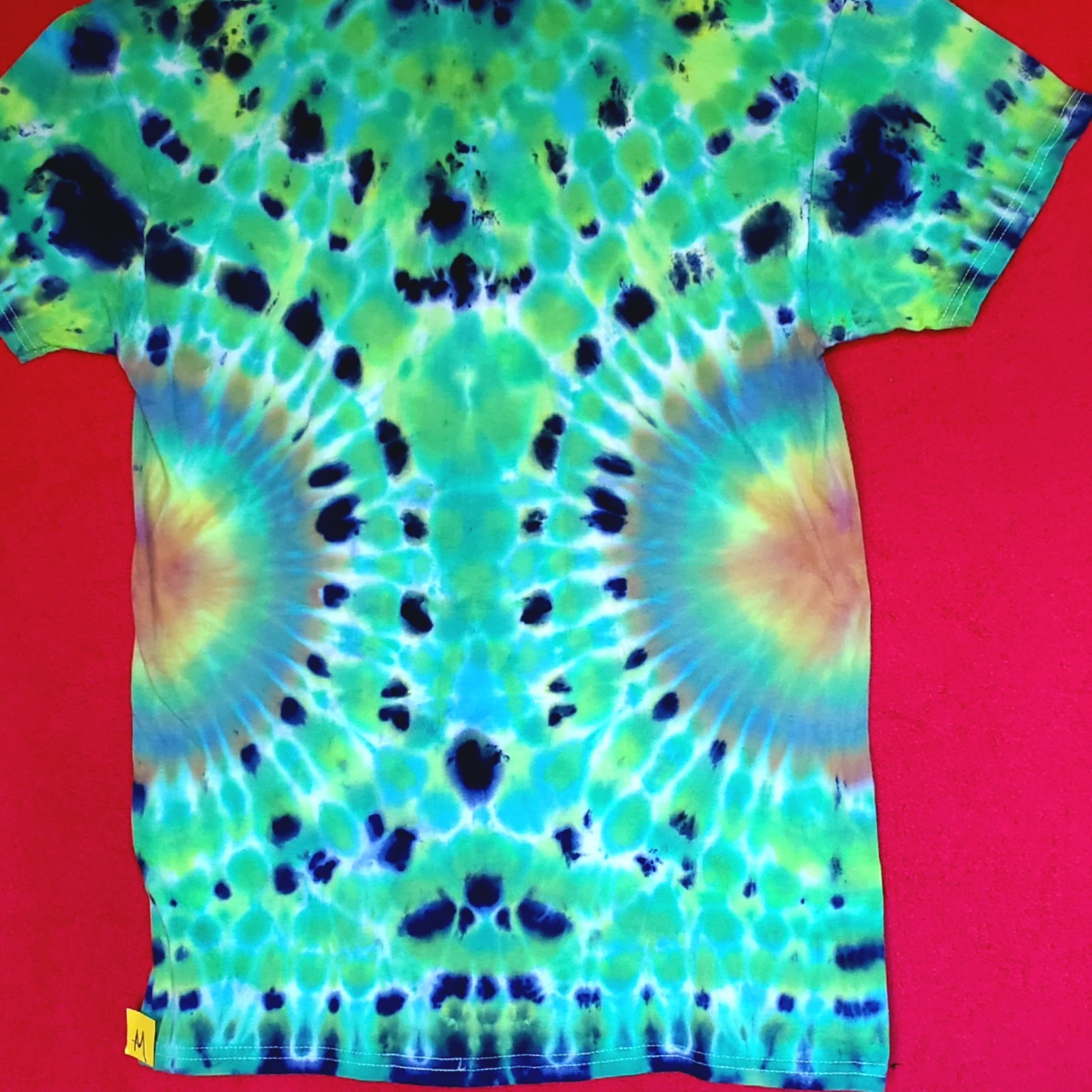 HANES SIZE MEDIUM 100% Cotton Tye Dyed Shirt Pre-washed WON'T FADE VERY SOFT gallery