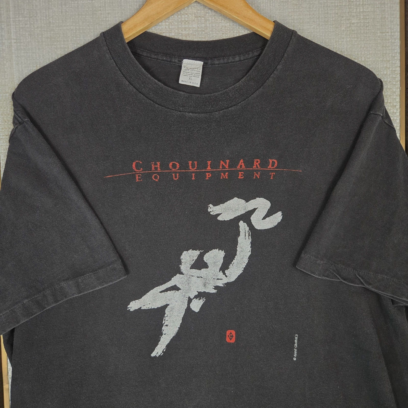 CHOUINARD x AVANT GRAPHICS VTG Mens Size XL T Shirt Made in USA Black PROMO gallery