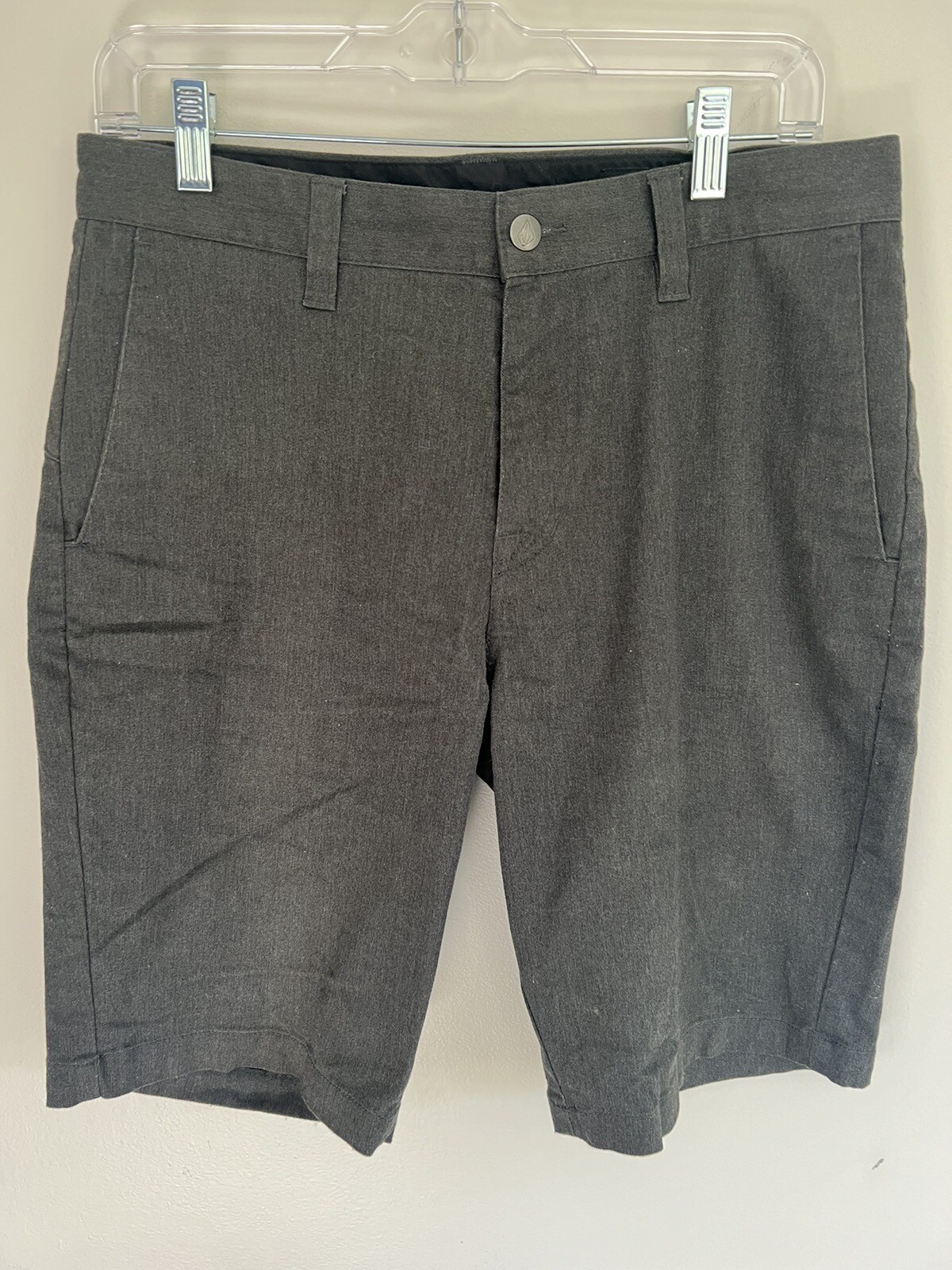 Volcom Men's Shorts Charcoal Size 30 Flat Front Cotton gallery