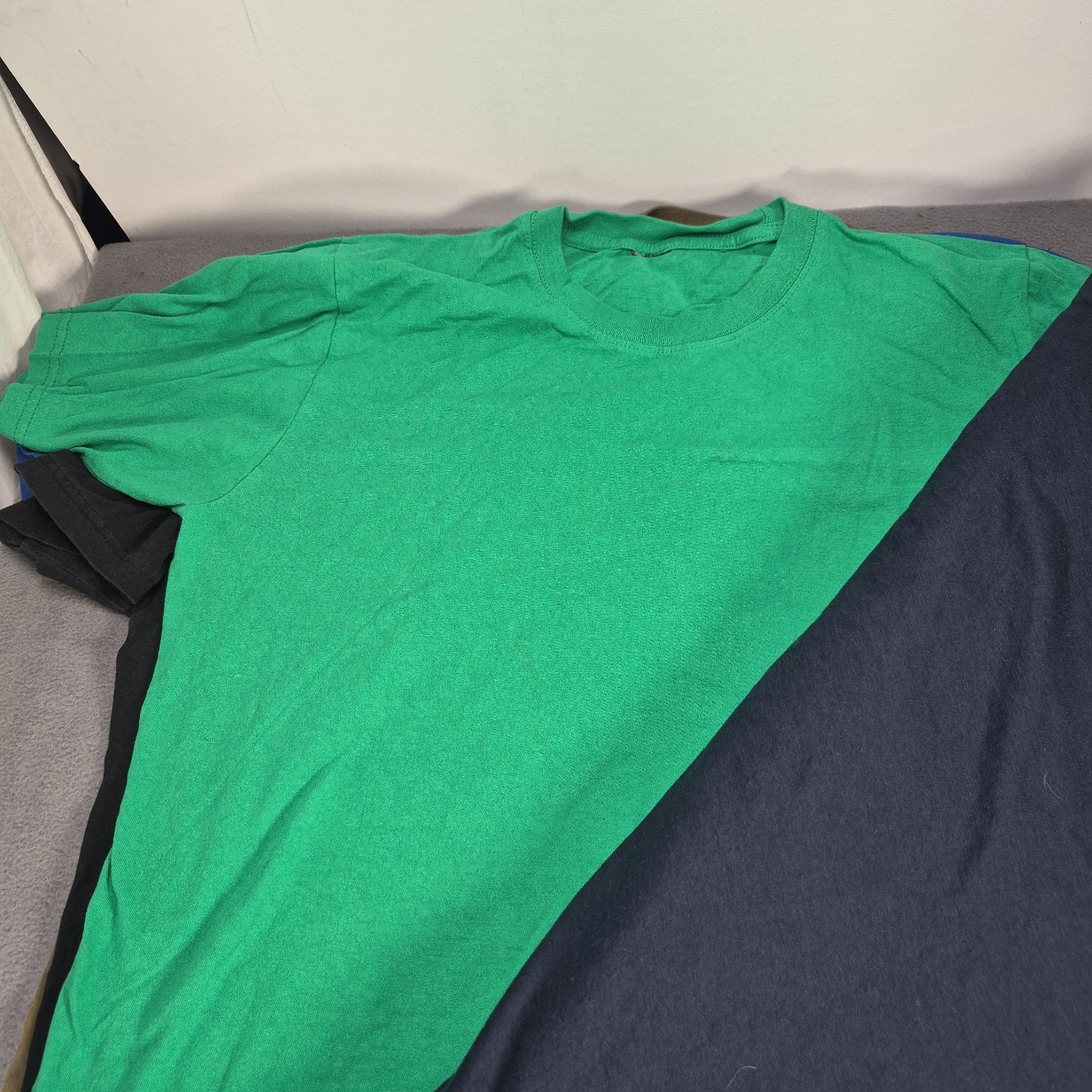 Men's XL/XXL Used Lot Of 9 T-shirts Various Brands & Colors Basketball Work Wear gallery