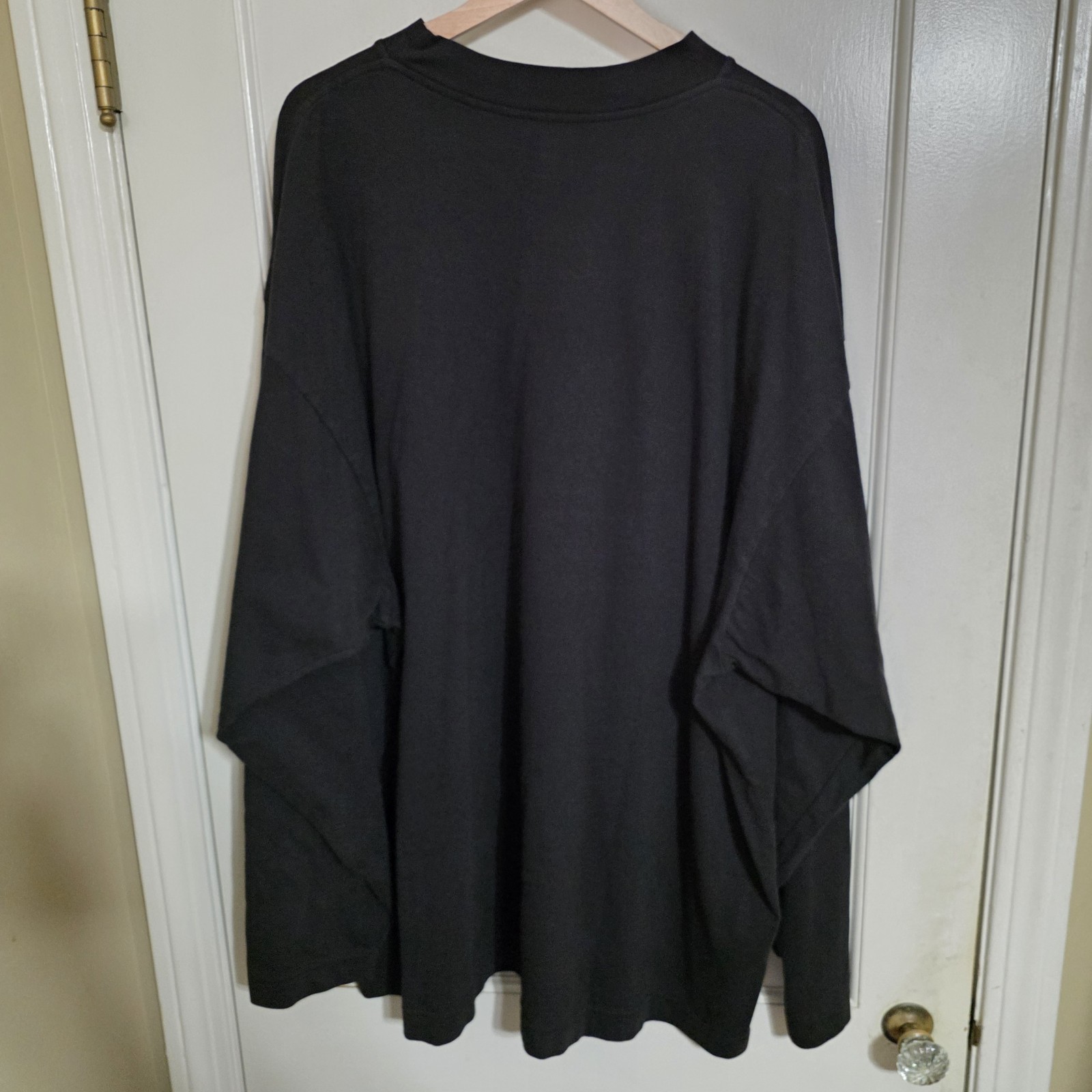 Yeezy Gap Heavy Jersey Logo Tee Size XL Black Longsleeve gallery