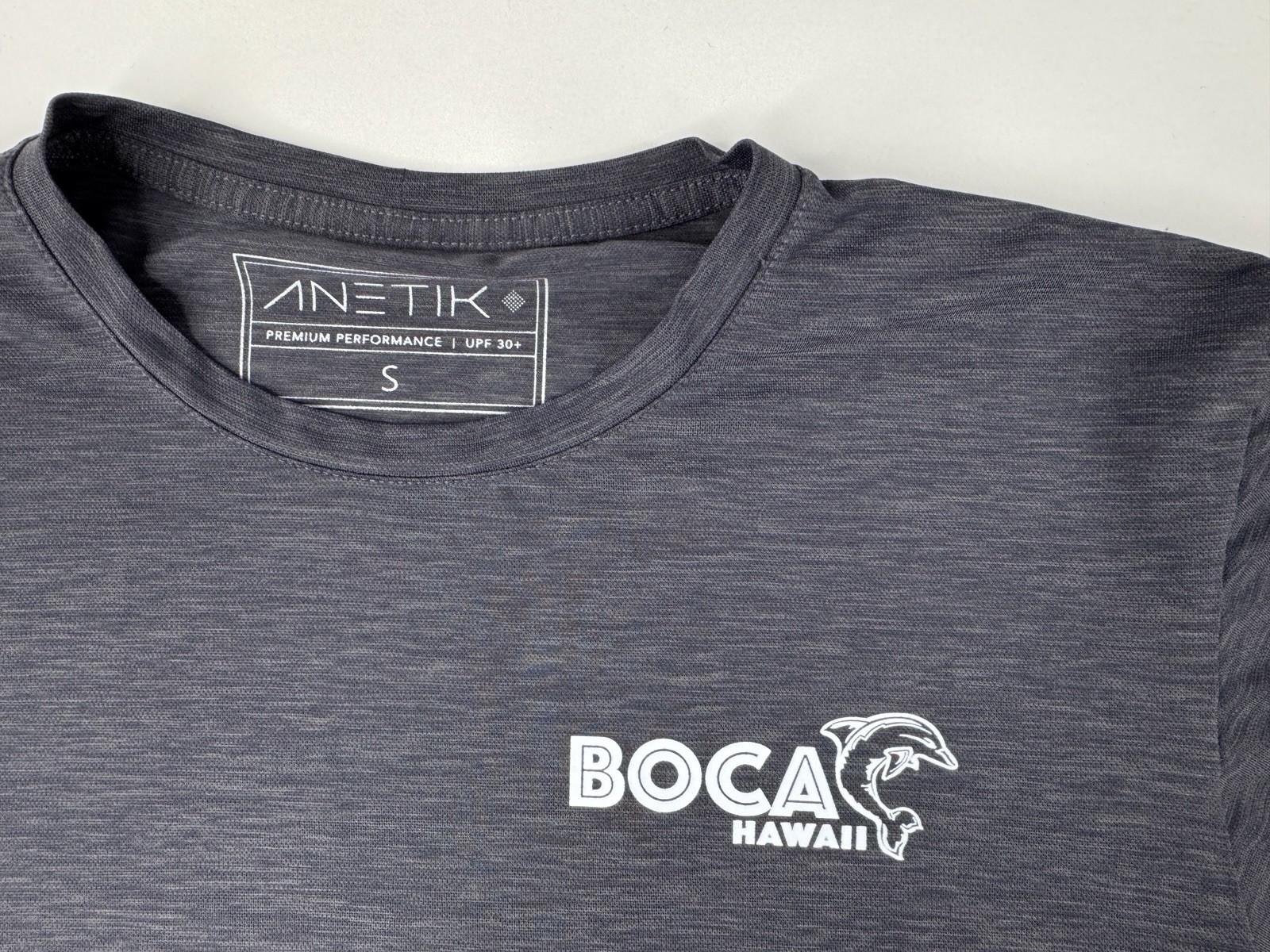 ANETIK Boca Hawaii Performance Shirt UPF 30+ Men’s S Gray Running Workout Hike gallery