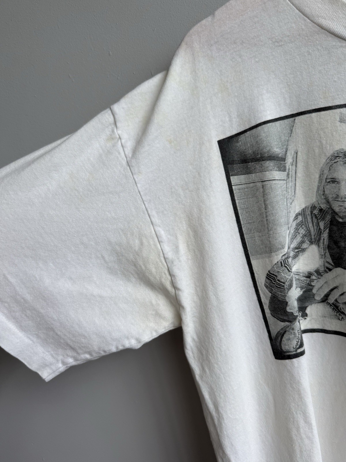 Original Vintage 1996 Nirvana Kurt Cobain Licensed Shirt gallery