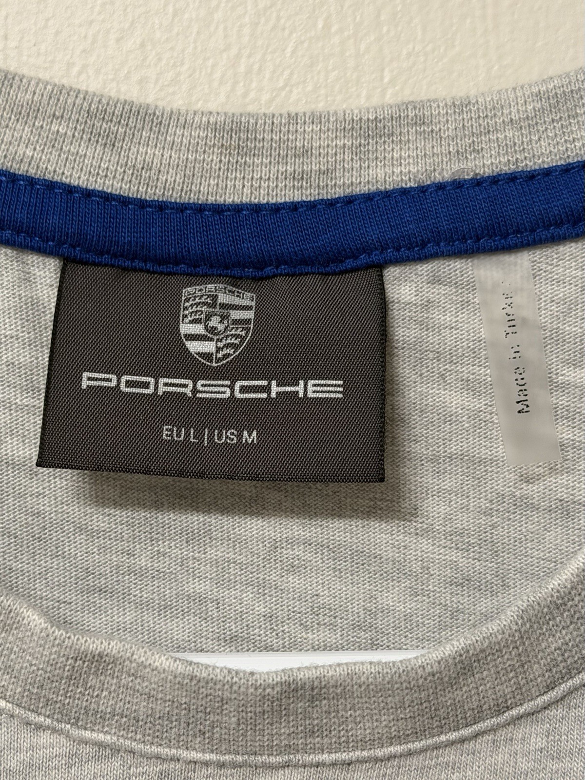 Pre-Owned Porsche 917 Happy Hippie Le Mans 2025 Limited Edition T-Shirt gallery
