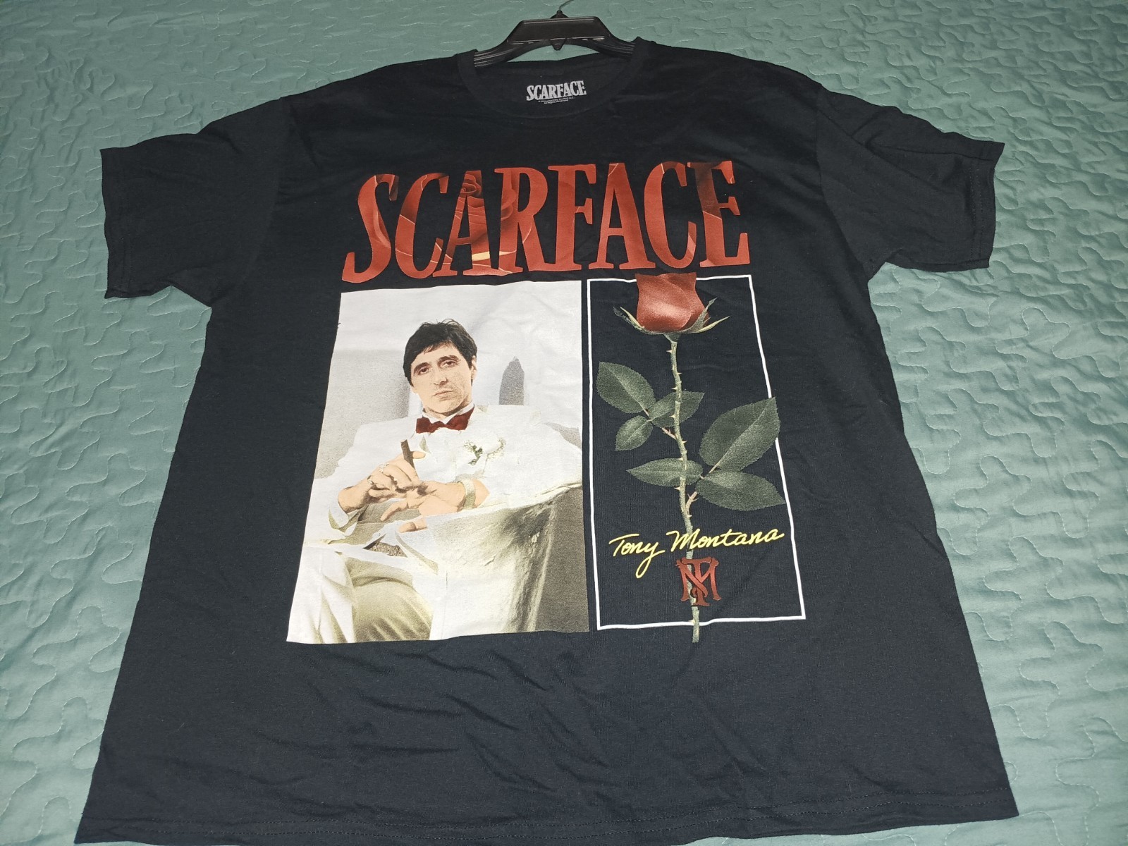 American Classics Scarface t-shirt a graphic print of Tony Montana XL