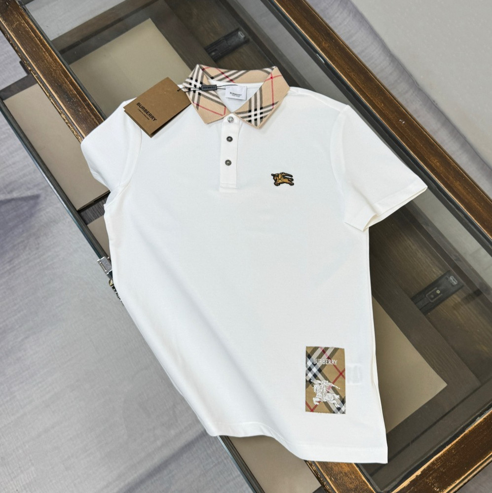 Moncler Men’s White Embroidered Summer Short-Sleeve T-Shirt (Size M)