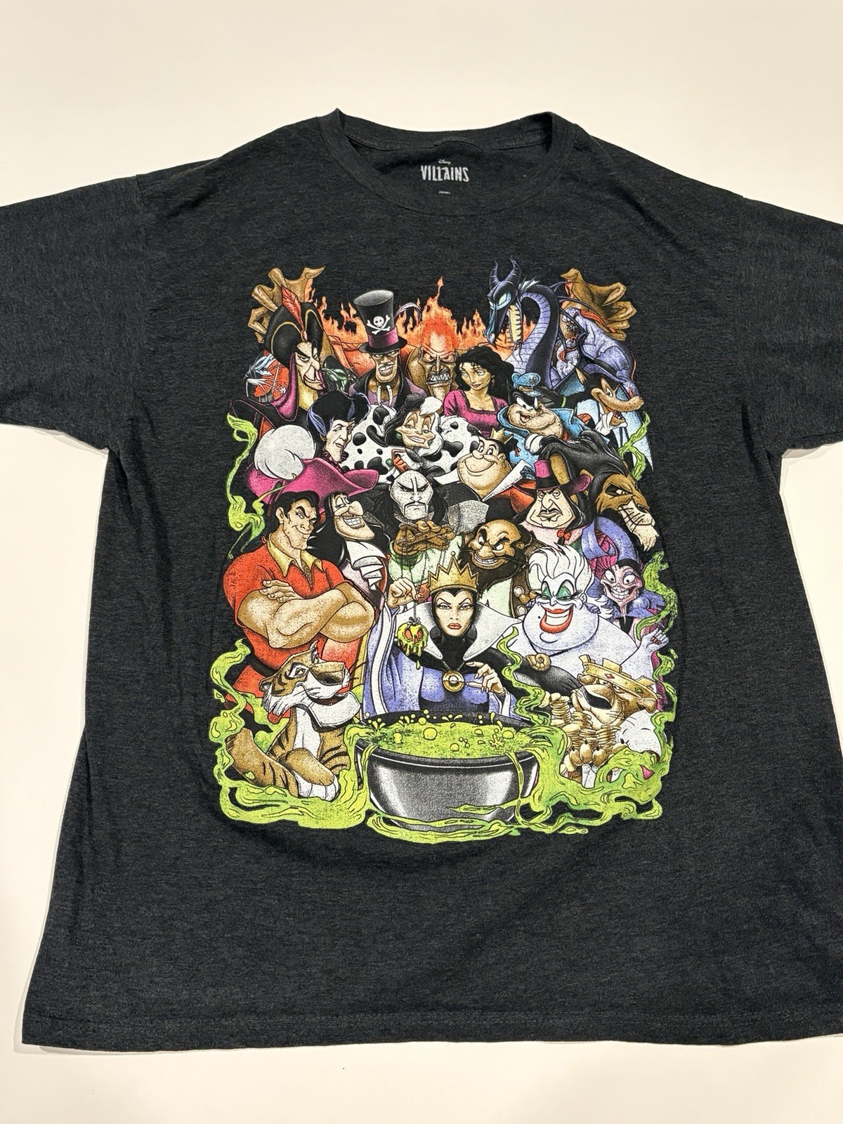 Disney Villains Gray Shirt Size XL gallery