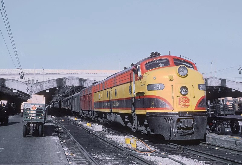 Kansas City Southern Train 1 the Southern Belle with E9 29 up front 8 x 10 Photo