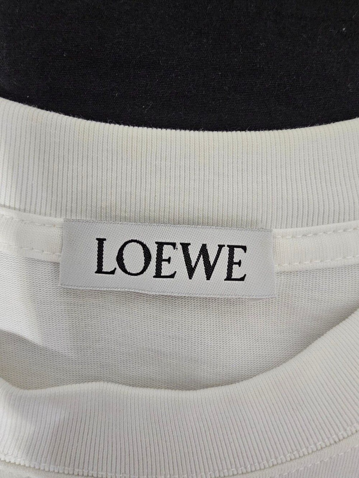 Loewe Embroidered Anagram Logo T-Shirt White Size M Luxury Designer Oversized gallery