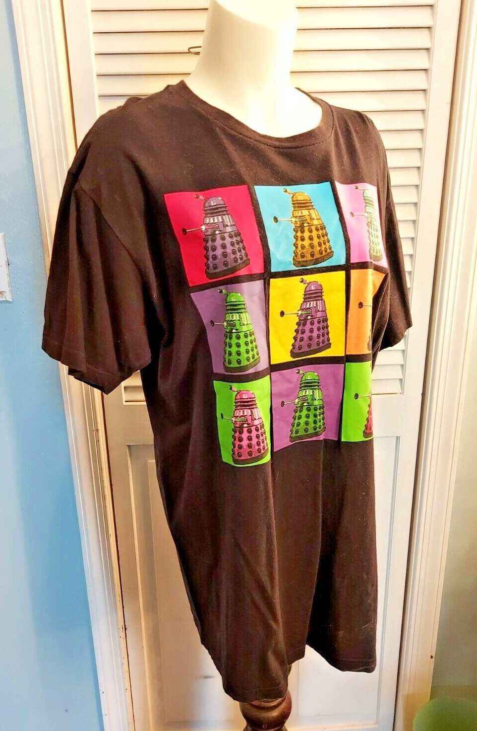 Dr Who Daleks Array Colors - Black T-Shirt XL Men's gallery