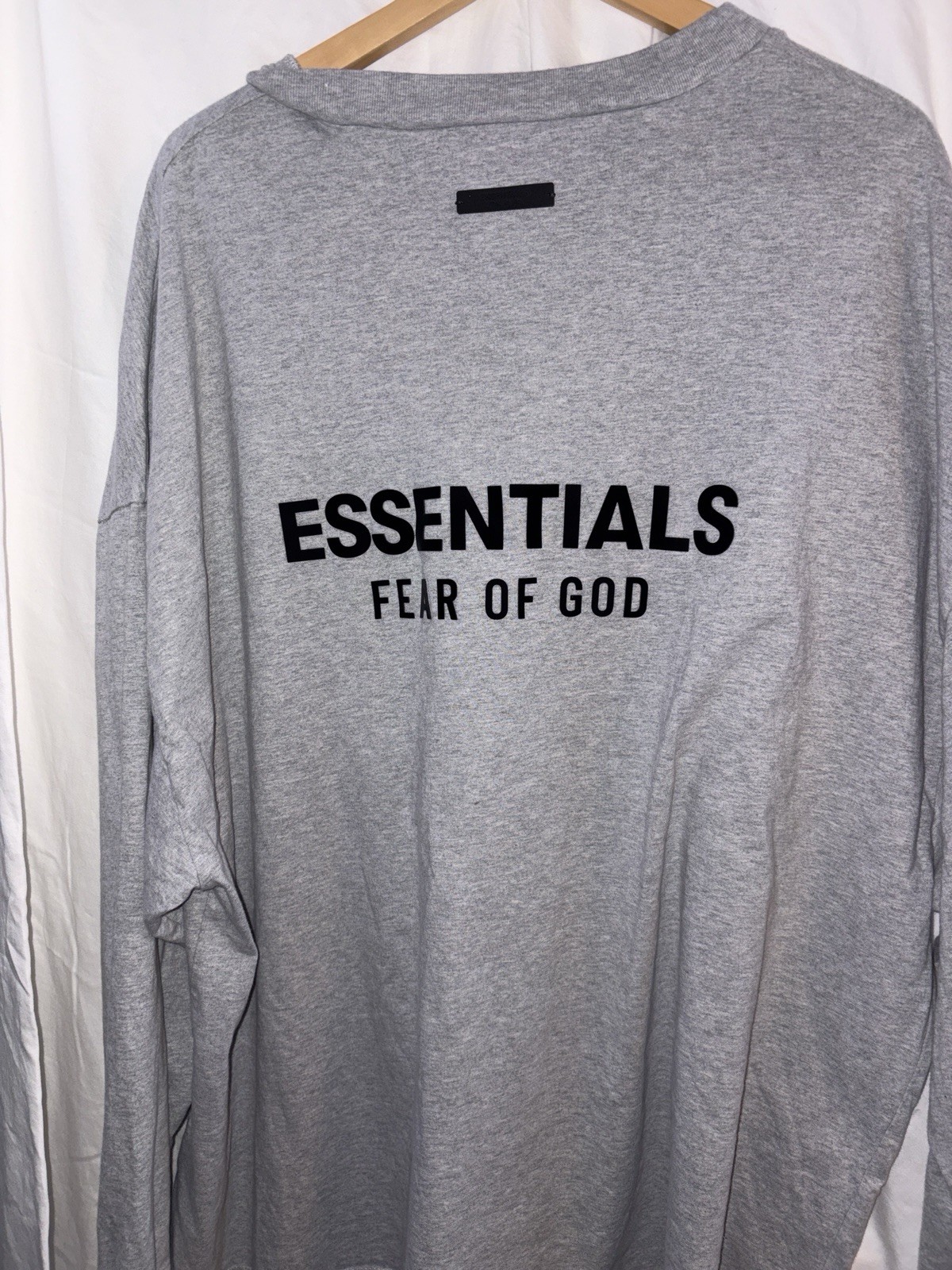 Essentials Men’s XL Gray Graphic Logo Crew Neck Long Sleeve T-Shirt gallery