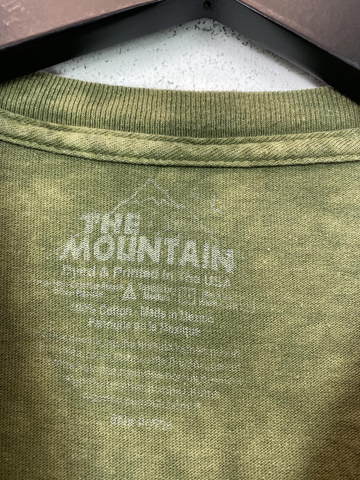 The Mountain Green Graphic T Shirt Animal Print Crew Neck Short Sleeve L gallery