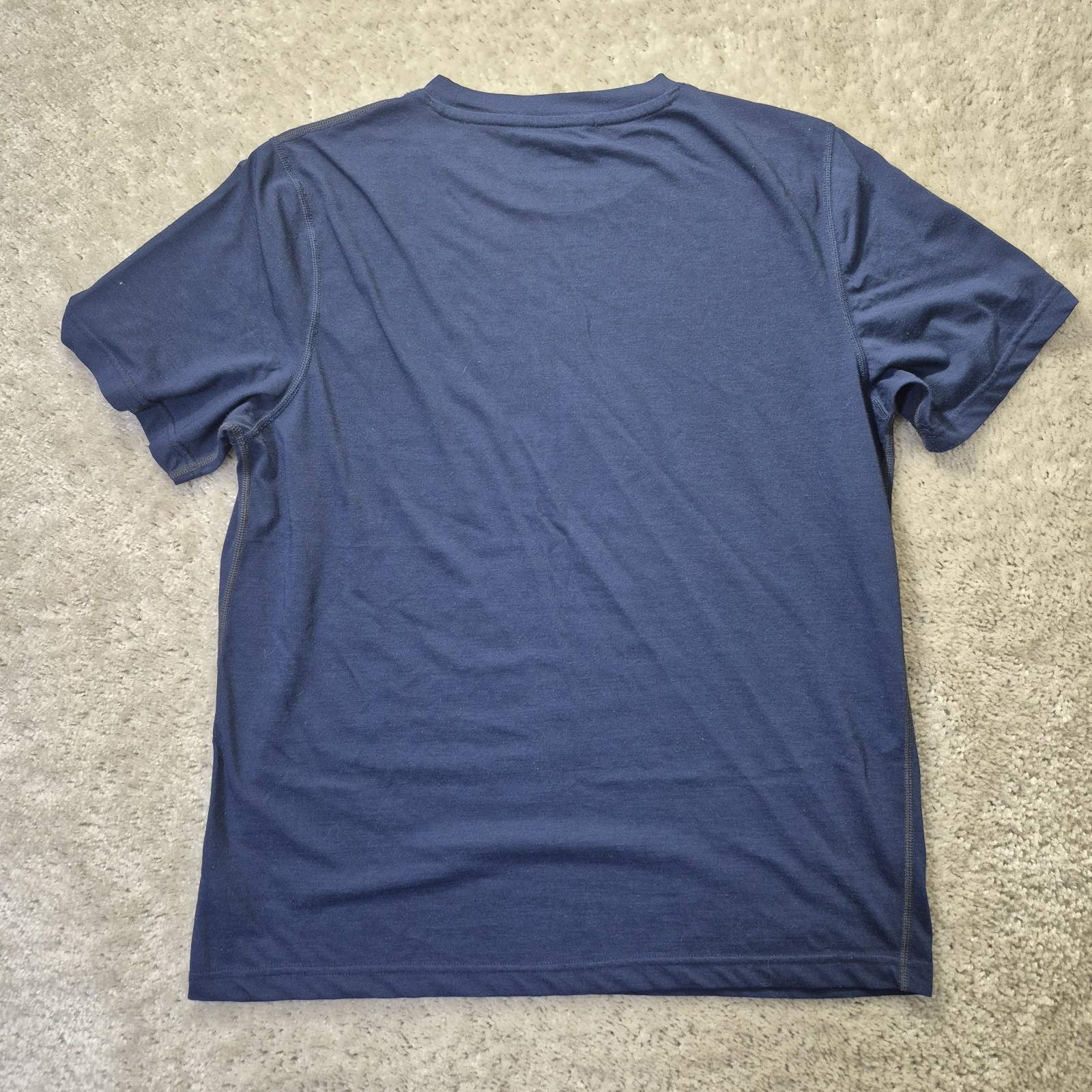 LL Bean Merino Wool Top Mens Medium Slightly Fitted Base Layer Shirt Camp Ski gallery