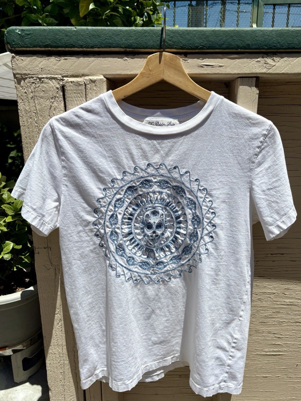 Reno Relief Tyler Skull T-Shirt Off White/Indigo Embroidery Size S Made in Japan gallery