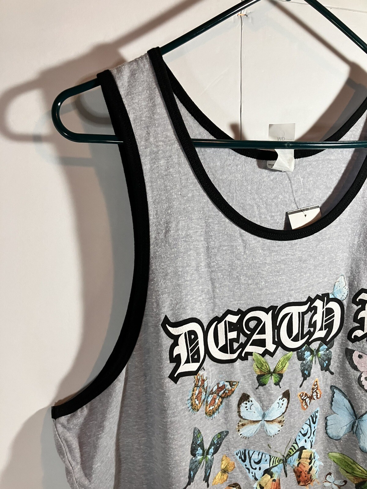 Unbranded Mens Medium Sleeveless Graphic Print Textured Fabric gallery