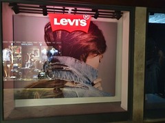 LEVI’S MOD MC GRAPH 396360029 TGXL COL. WHITE EURO 25.00