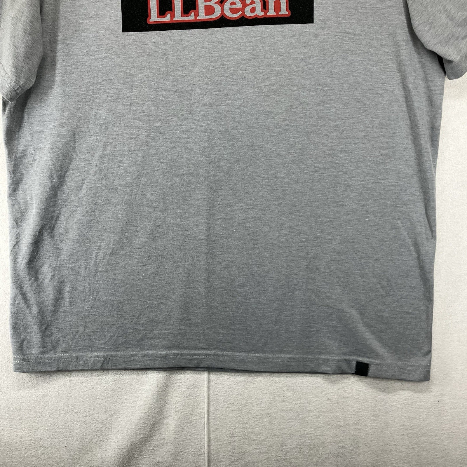 L.L.BEAN Mens Slightly Fitted Graphic T-Shirt Top Medium Grey Thin Lightweight gallery