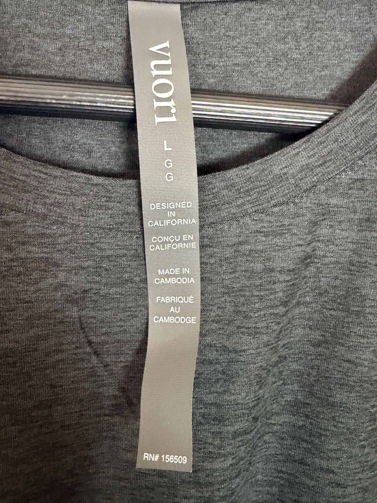 Vuori Men's Strato Tech Crew Neck T-Shirt Size L RETAIL $58 Gray #246 gallery