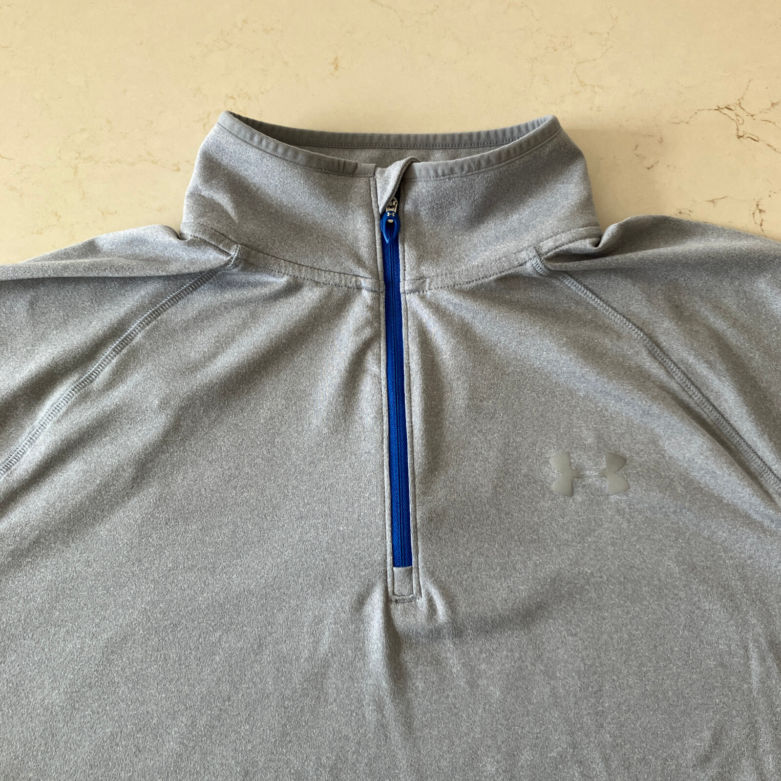 Under Armour 1/4 Zip Shirt Men’s XL Gray Fitted All Season Gear Running gallery