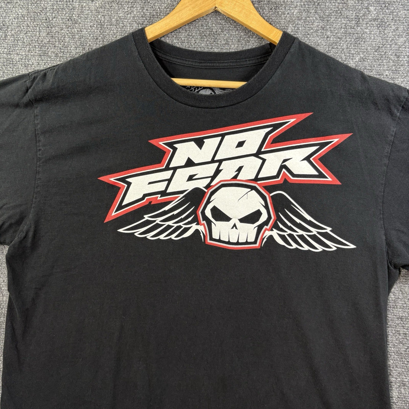 Y2K NO FEAR Shirt Mens L Black Skater Punk Rock Skull Wings Goth Skate gallery
