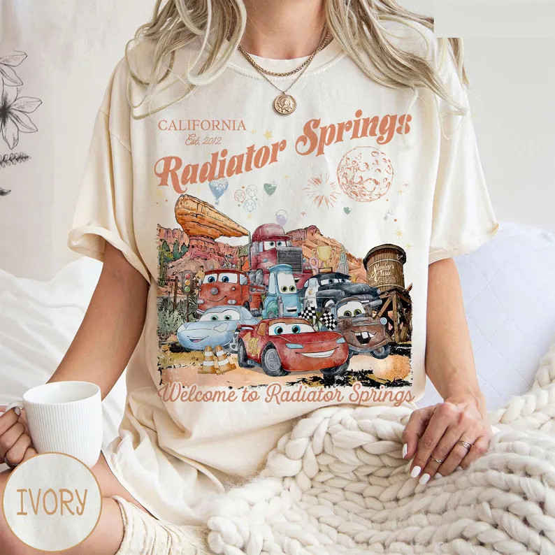 Vintage Car Town Comfort T-Shirt gallery