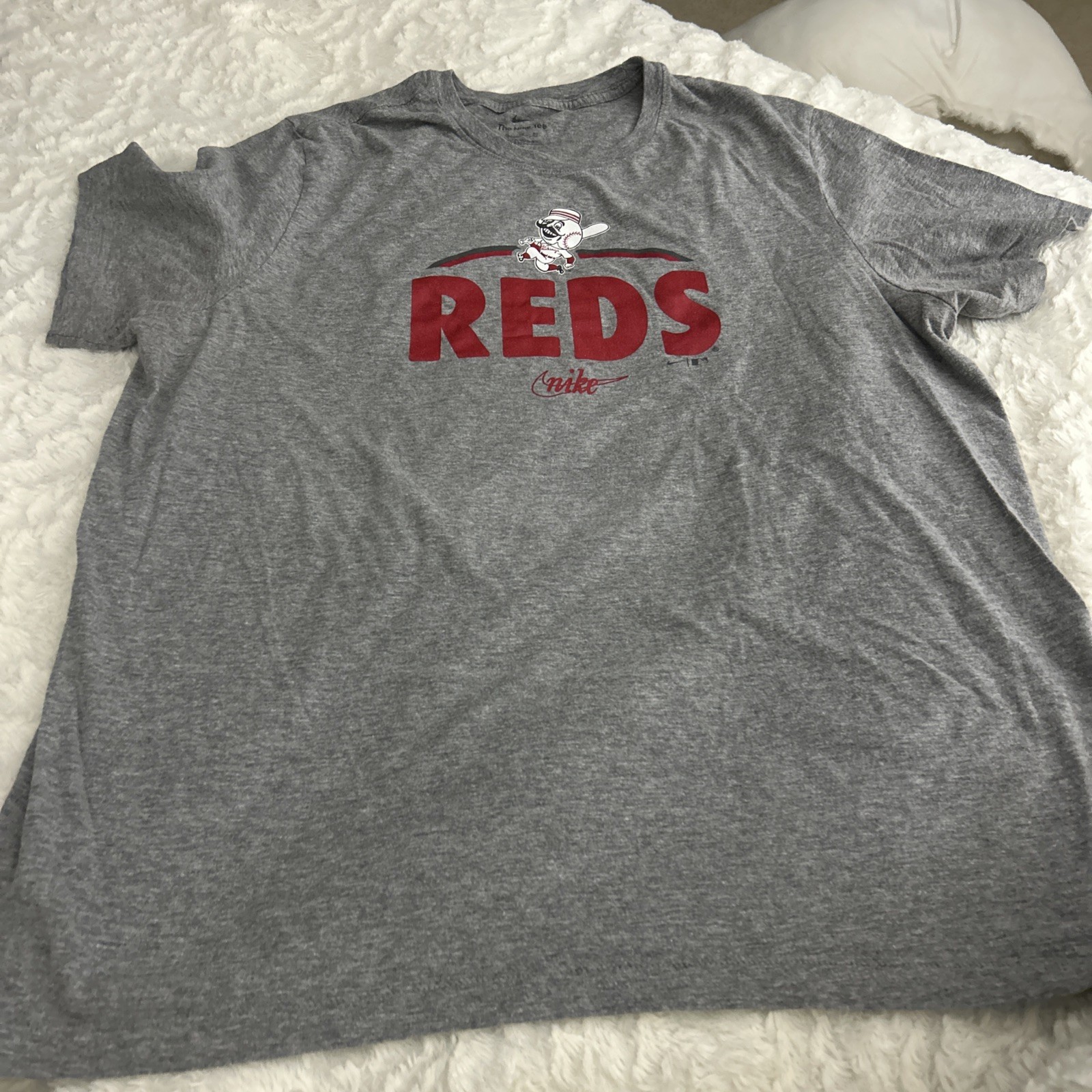 NIKE CINCINNATI REDS Gray Mr. Resorts T-shirt Men's X-LARGE gallery