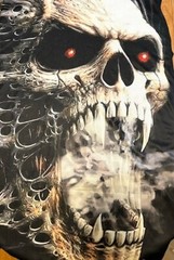 Vampire Skull T-Shirt Large NEW