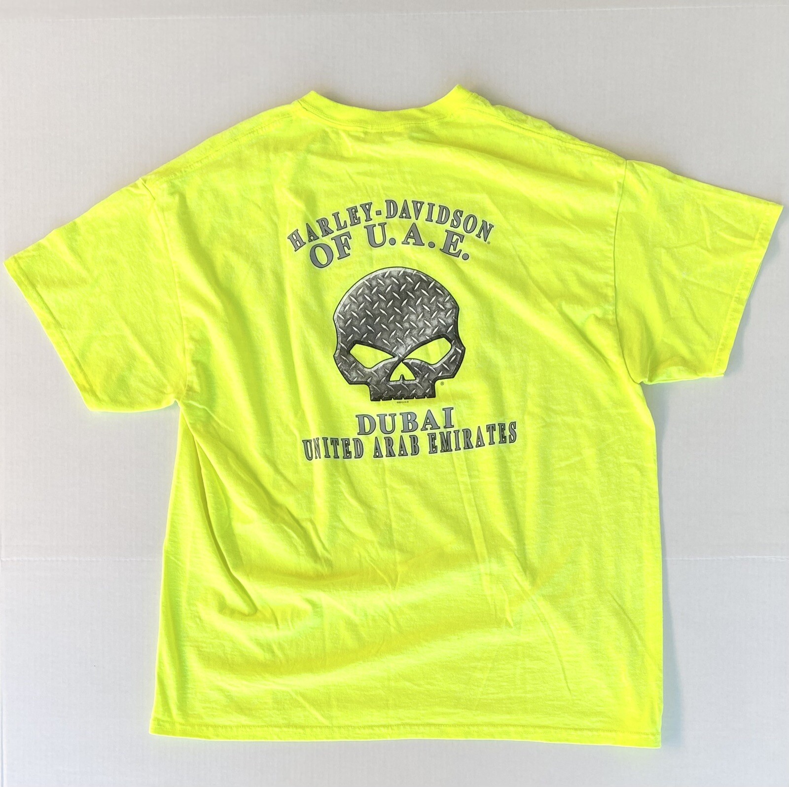 Men’s 2015 Harley Davidson Of U.A.E. Dubai Neon Green T-Shirt sz XL gallery