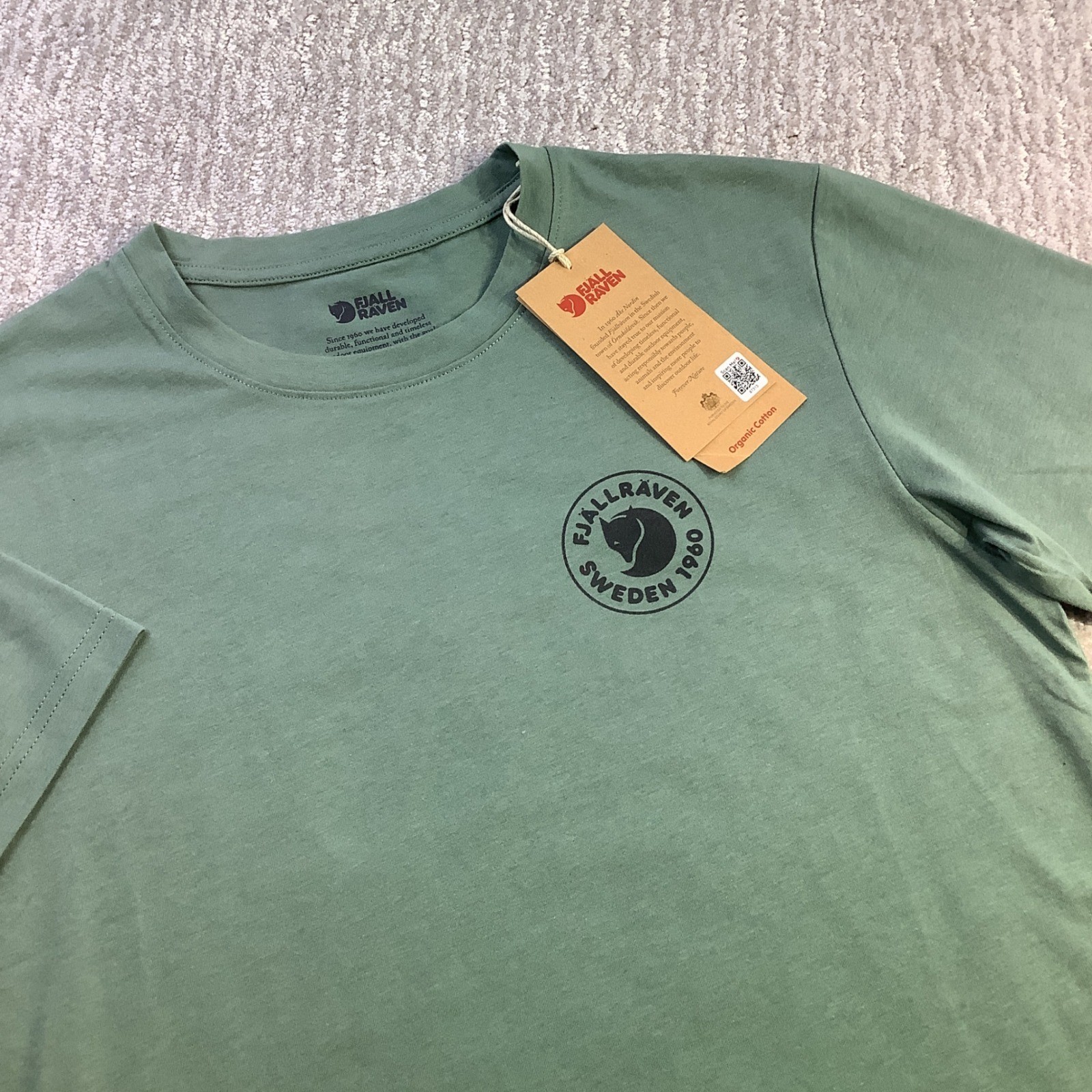 Fjallraven Mens 1960 Logo T-Shirt Patina Green Organic Cotton Size S NWT gallery
