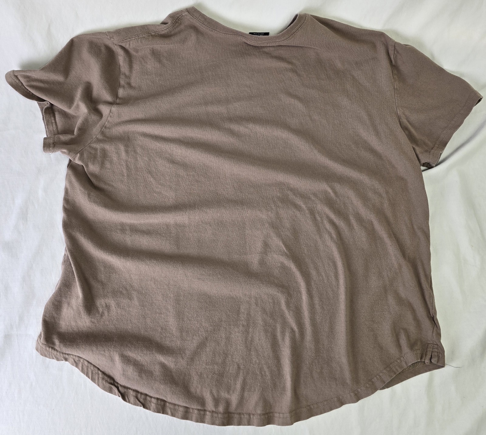 Cotton On Mens 2XL Longline T-Shirt Dark Beige "New States Unknown Projects" gallery