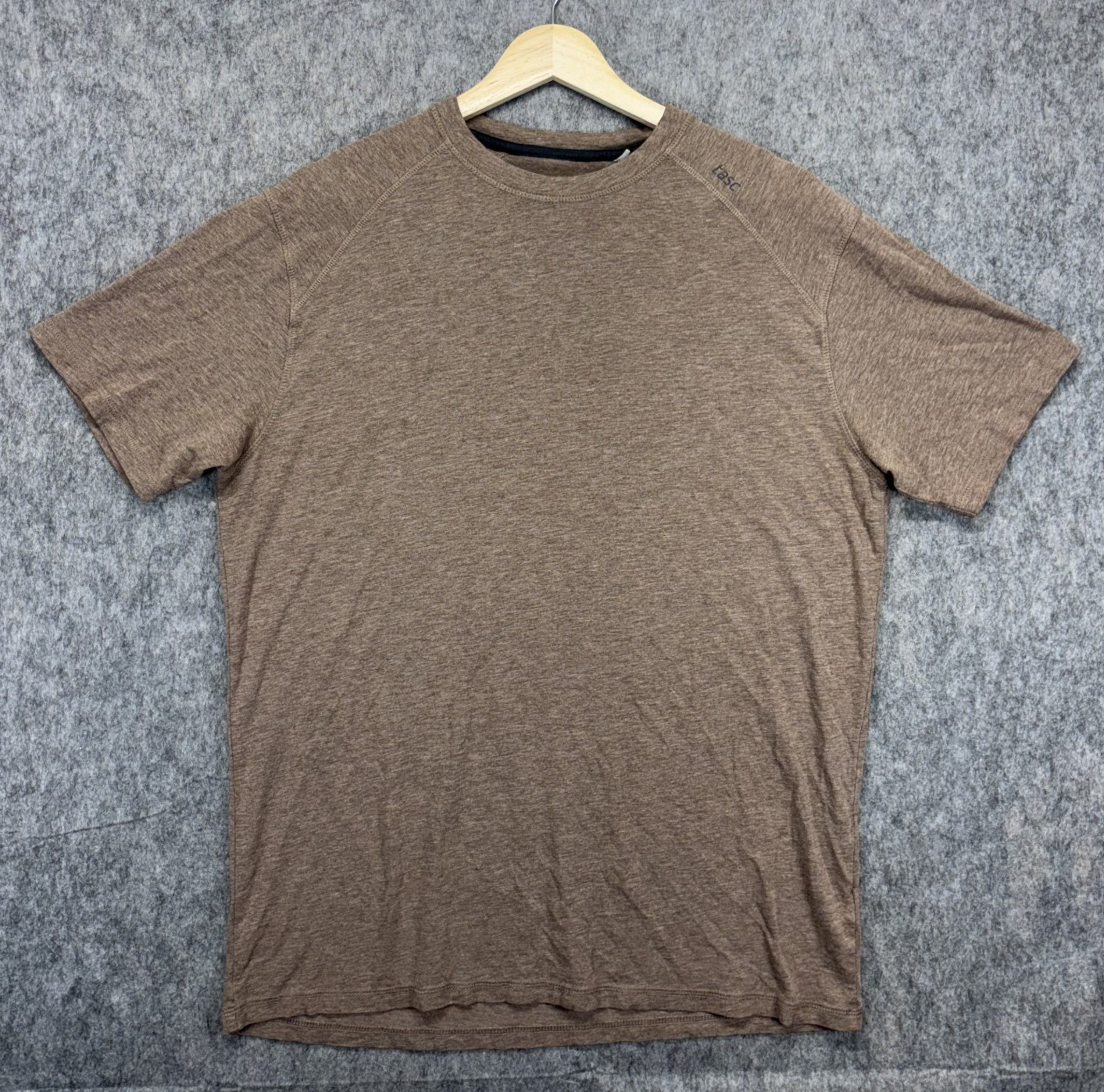 Tasc Carrollton T-Shirt Men's Medium Brown Bamboo Short Sleeve Stretch gallery