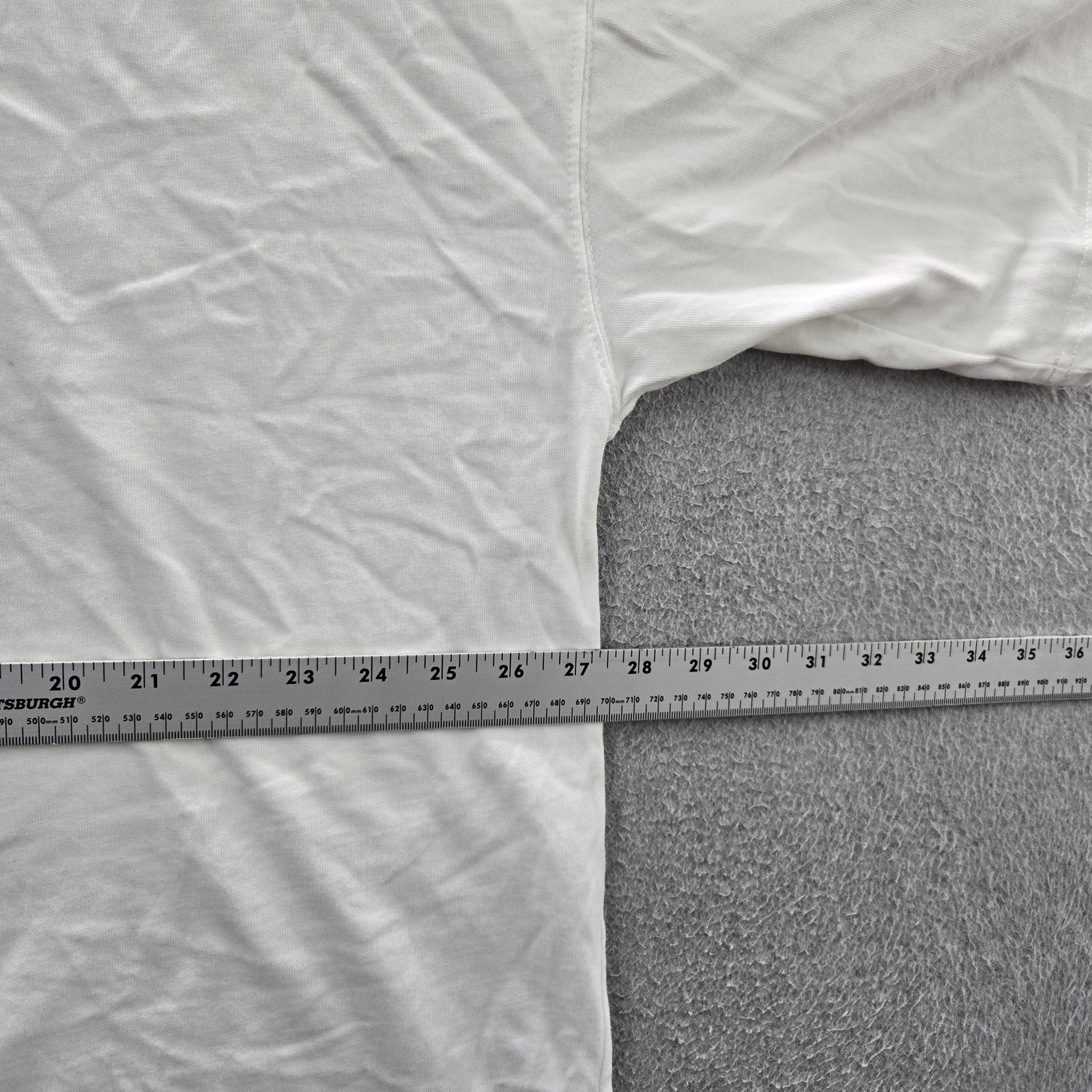 Nike Men Shirt XL White Graphic Sole Food The Nike Tee Logo Oversized Fit gallery