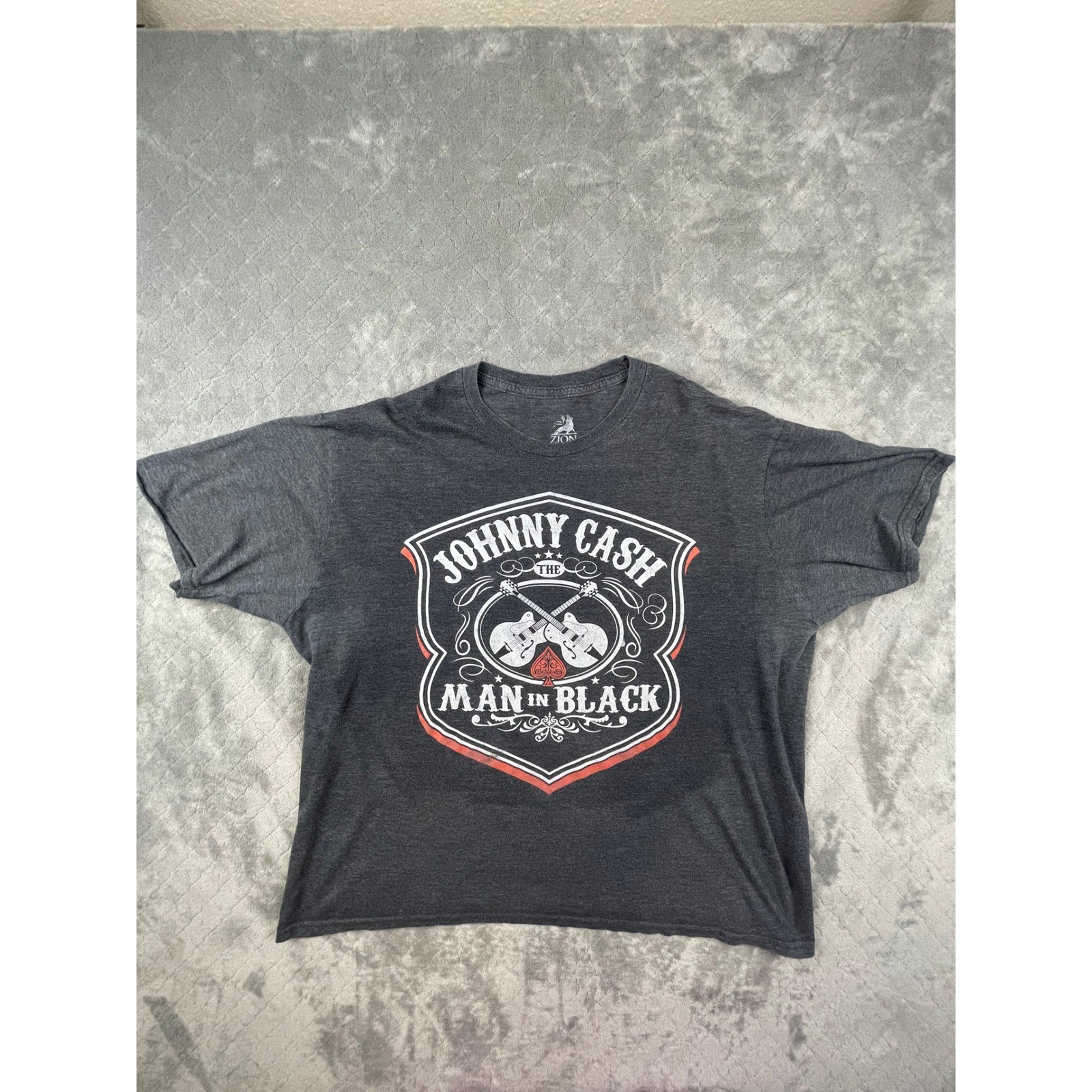 Johnny Cash Man In Black Men’s XXL Graphic Tee Shirt Crew Neck Zion Rootswear