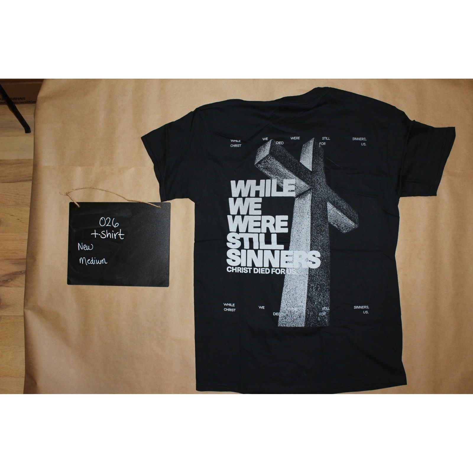 Jesus Loves You Cross Graphic T-Shirt Mens Medium Black Christian Streetwear gallery