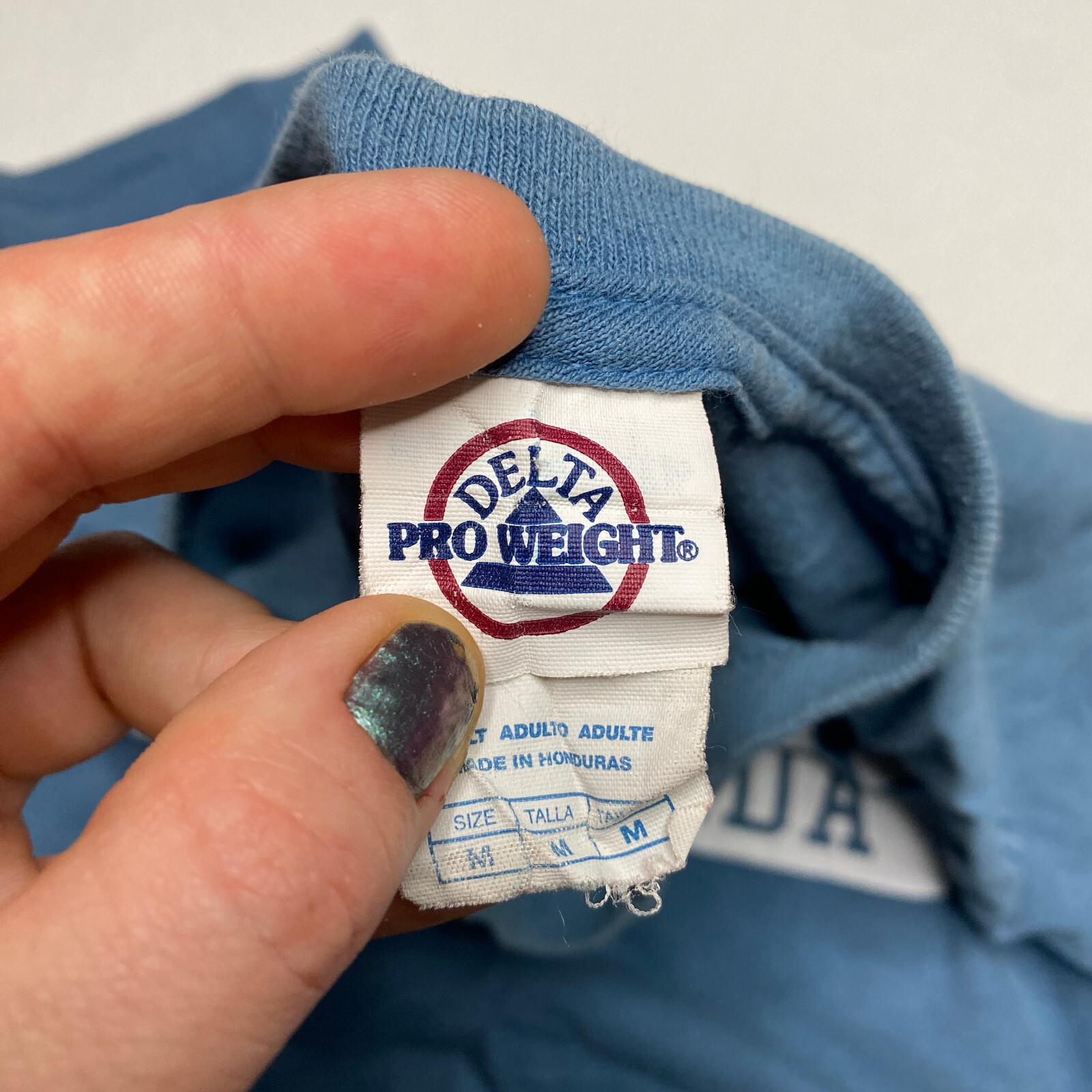 Delta Pro Weight T Shirt sz M Blue Sebastian Florida Retro Tourist Chic Casual gallery
