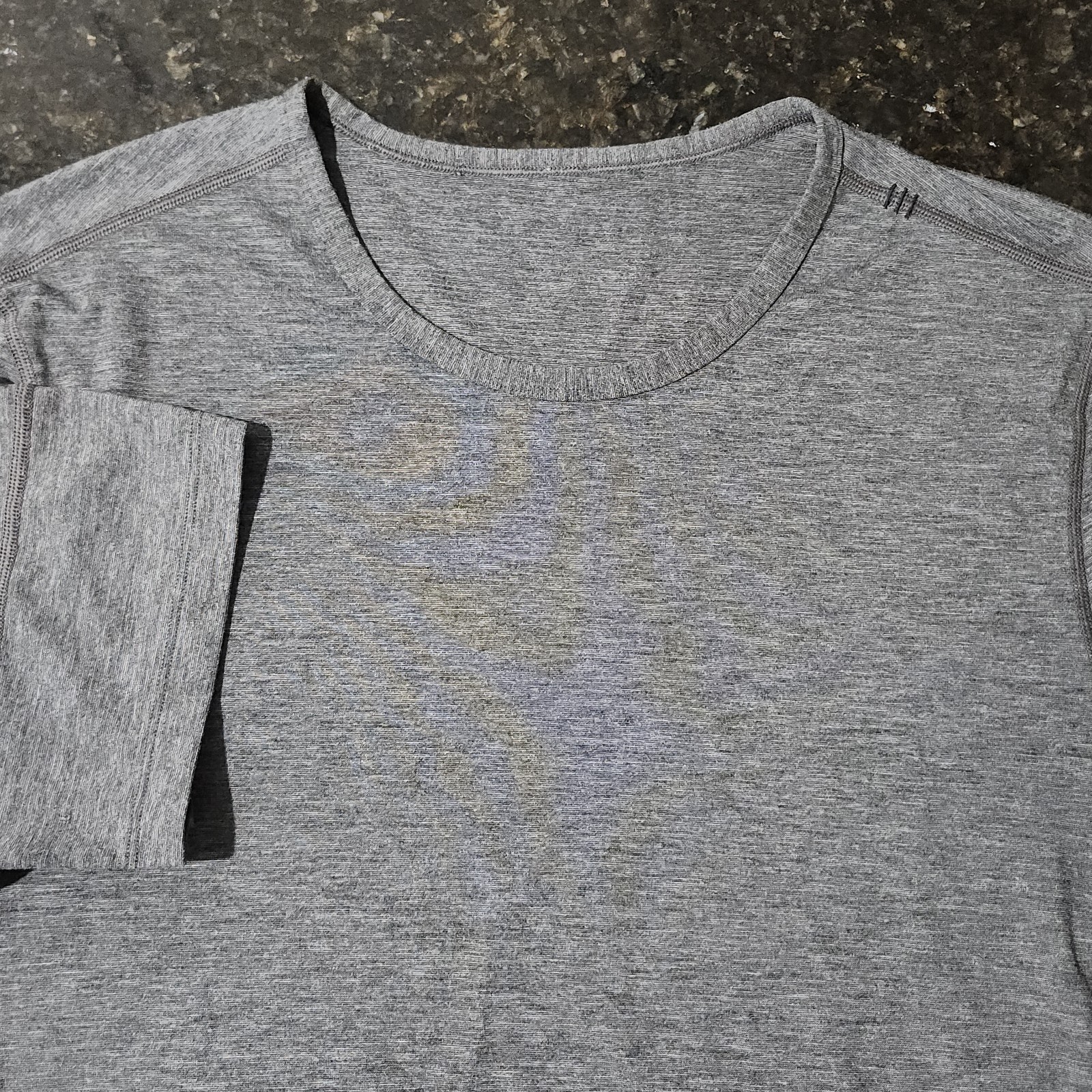 Lululemon Metal Vent Tech Shirt Stretch Performance Gym Exercise Athleisure gallery