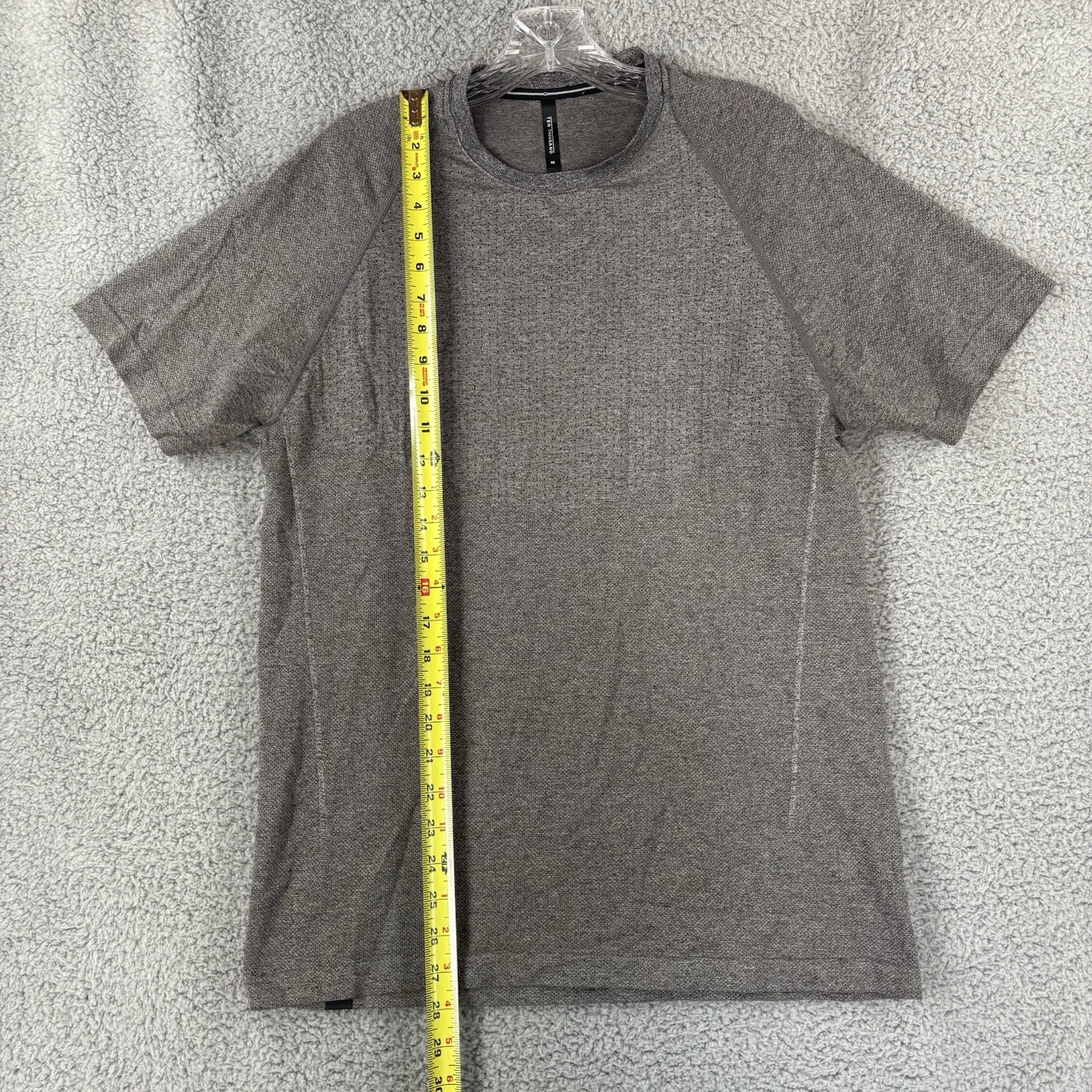 Ten Thousand Mens The Seamless Tee T-Shirt Medium M Grey Crewneck Nylon Blend gallery
