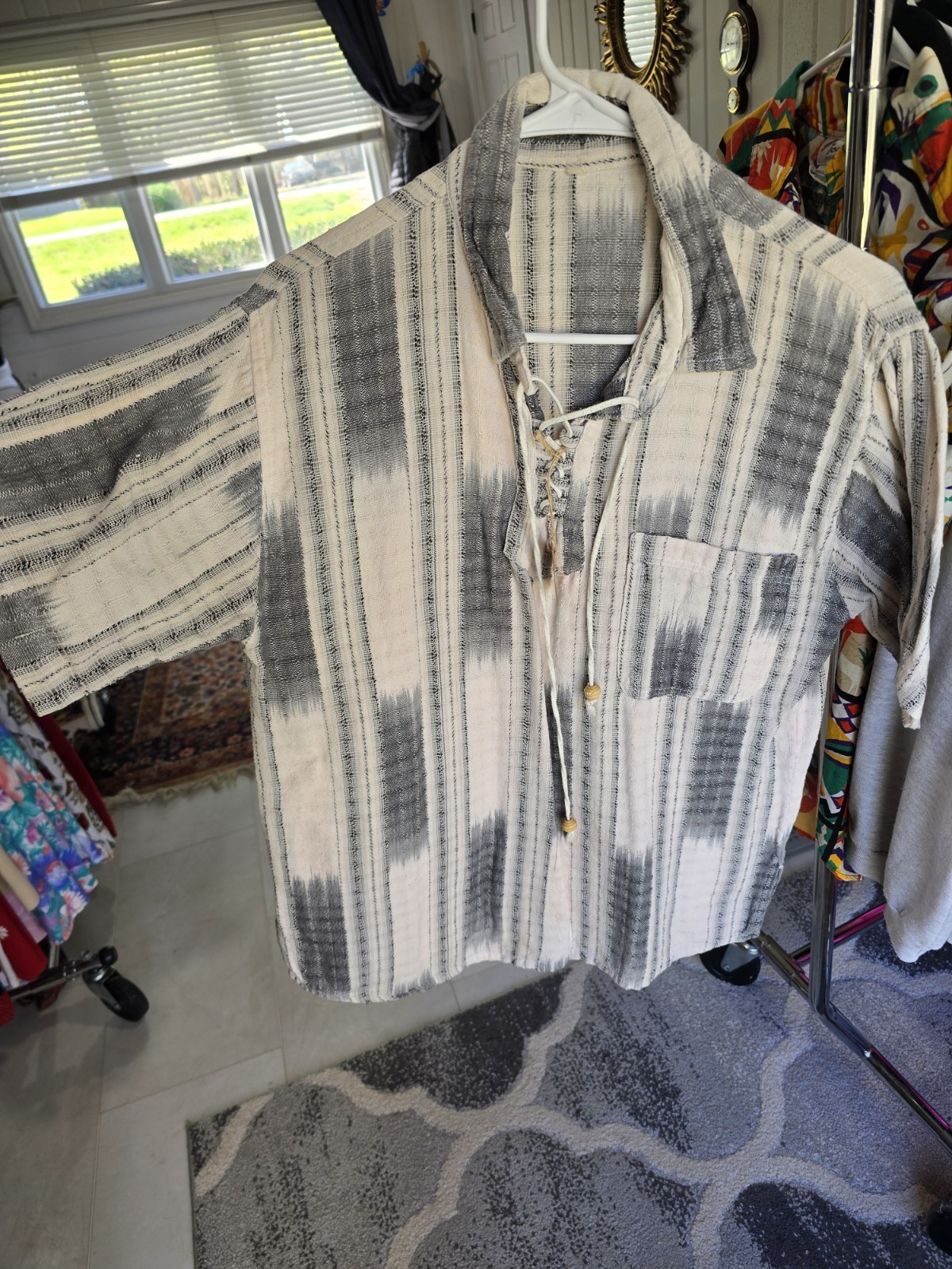 Men’s Striped Woven Lace-Up Short Sleeve T-Shirt Gray White Cotton Pocket Beads