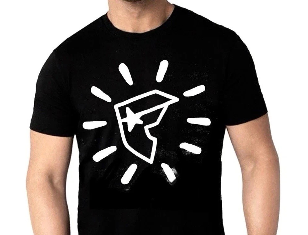 Famous Stars And Straps Star Shirt NWT 2XL Travis Barker Blink 182 Y2K Graffiti
