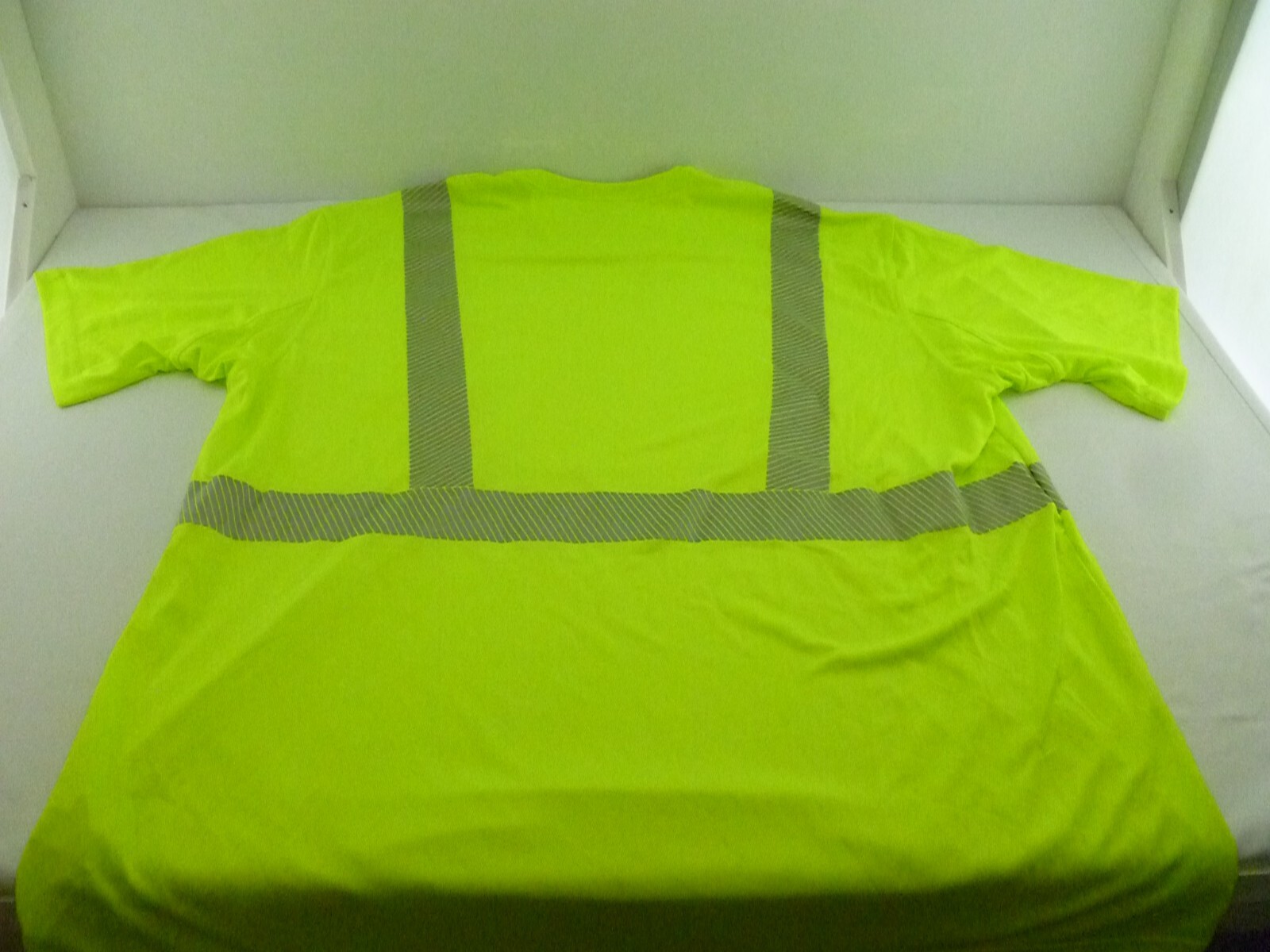 NEW Men's Duluth Trading Co Hi Vis Tee Shirt- Safety Green, 2XL gallery