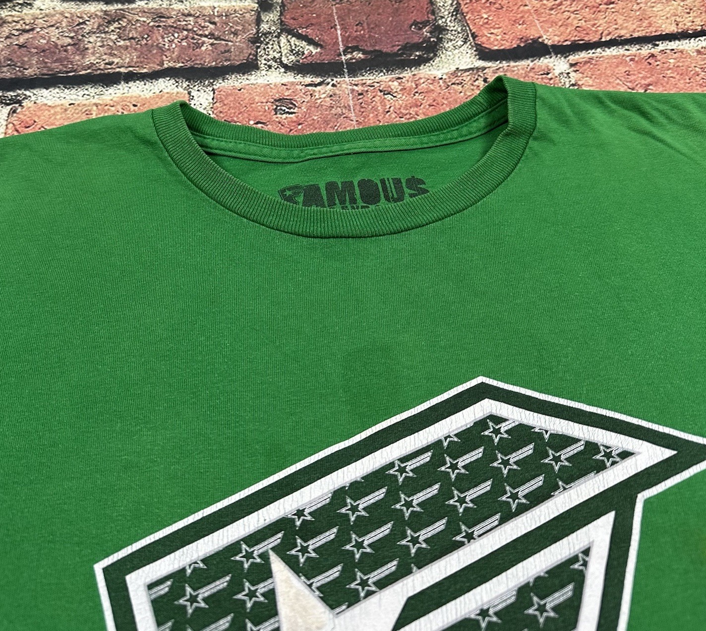 Vintage Famous Stars & Straps T Shirt Jumbo Graphic Y2K Grunge Skate Barker sz L gallery