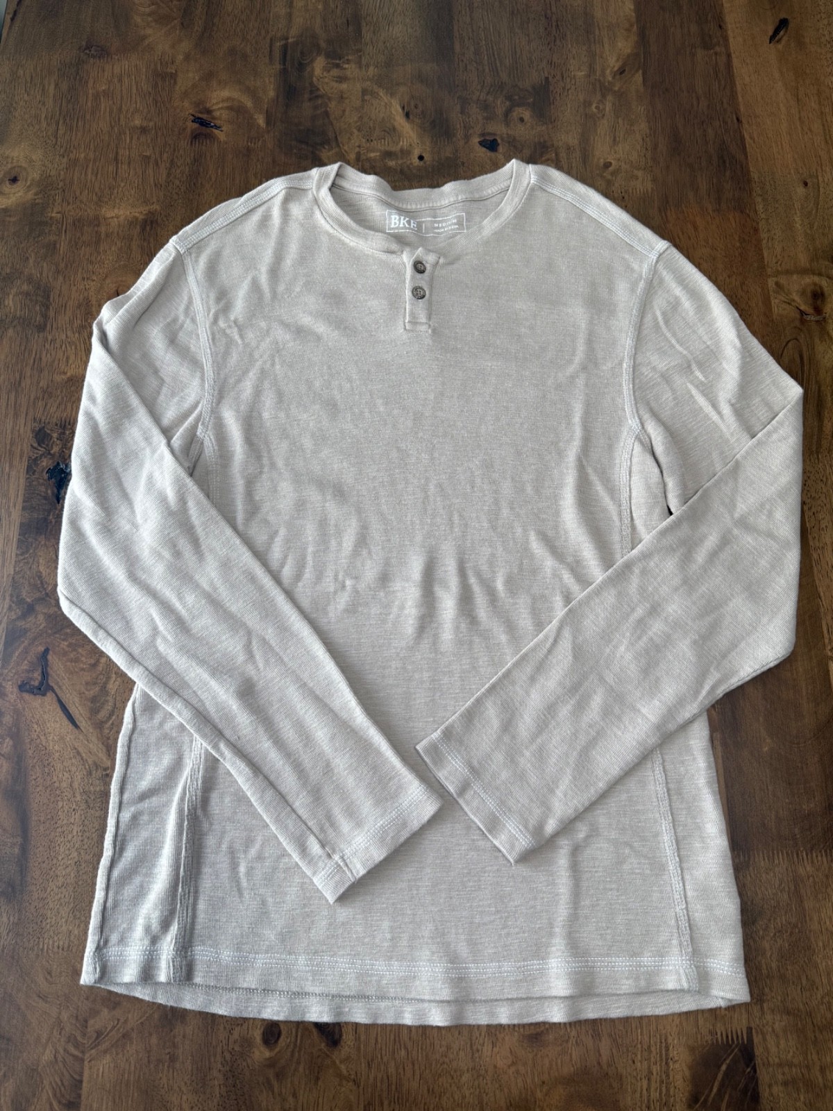 EUC Mens BKE henley long sleeve tan tshirt stretch size M gallery