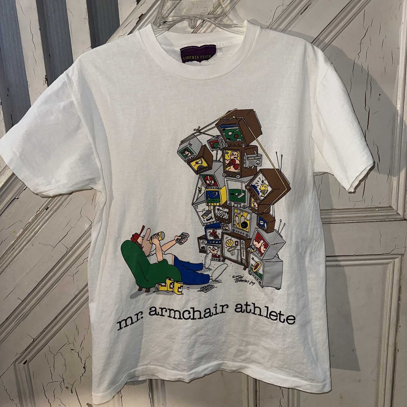 Vintage 1989 Mr Armchair Athlete TV Graphic Cartoon Funny T-Shirt USA 19×26 Sz M