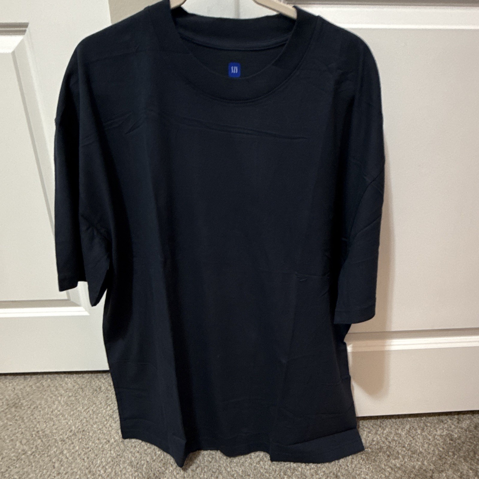 YZY Men's Navy Solid Crew Neck Short Sleeve T-Shirt XL Made in Vietnam gallery