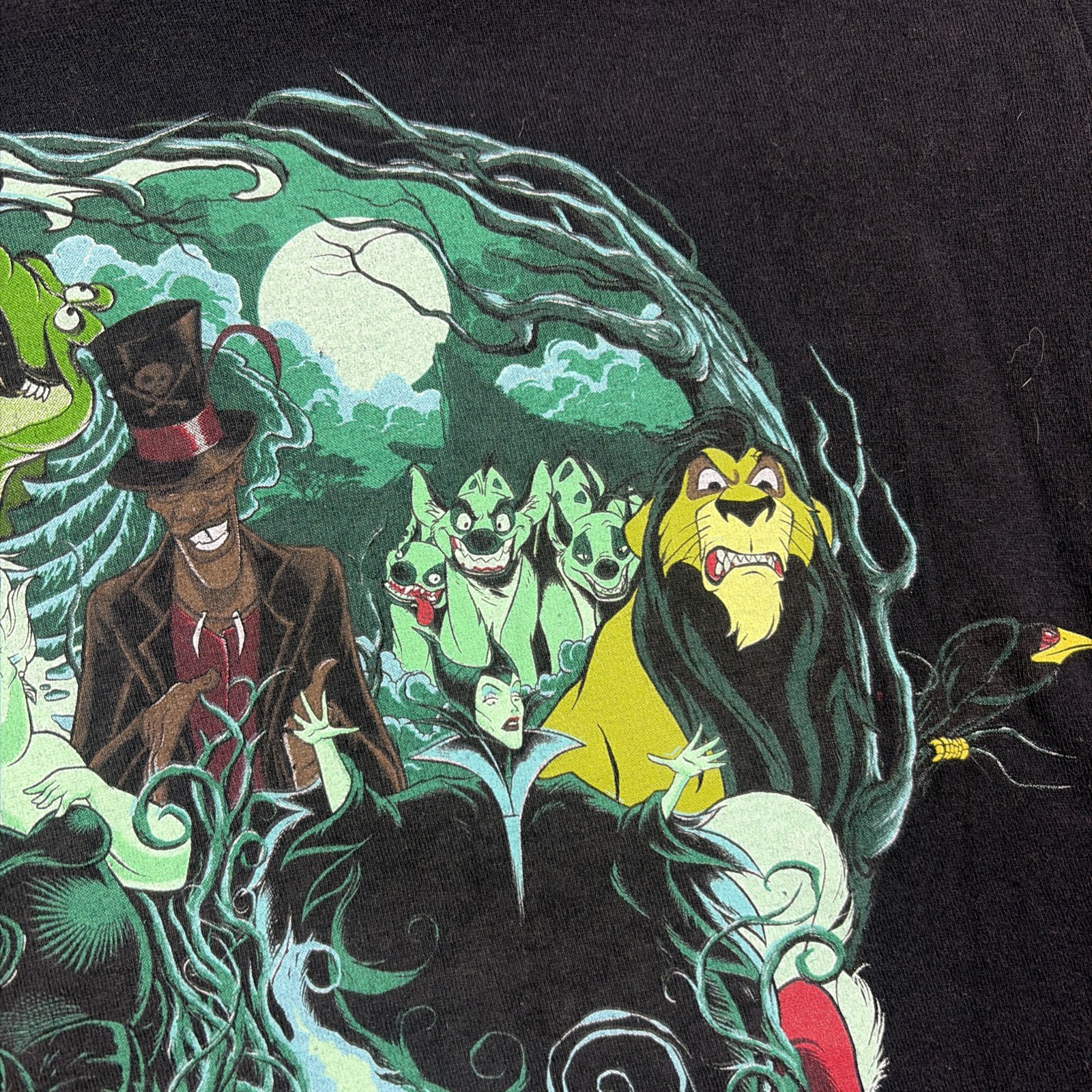 Disney Villains T Shirt Adult Medium Black Short Sleeve Graphic Tee Halloween gallery