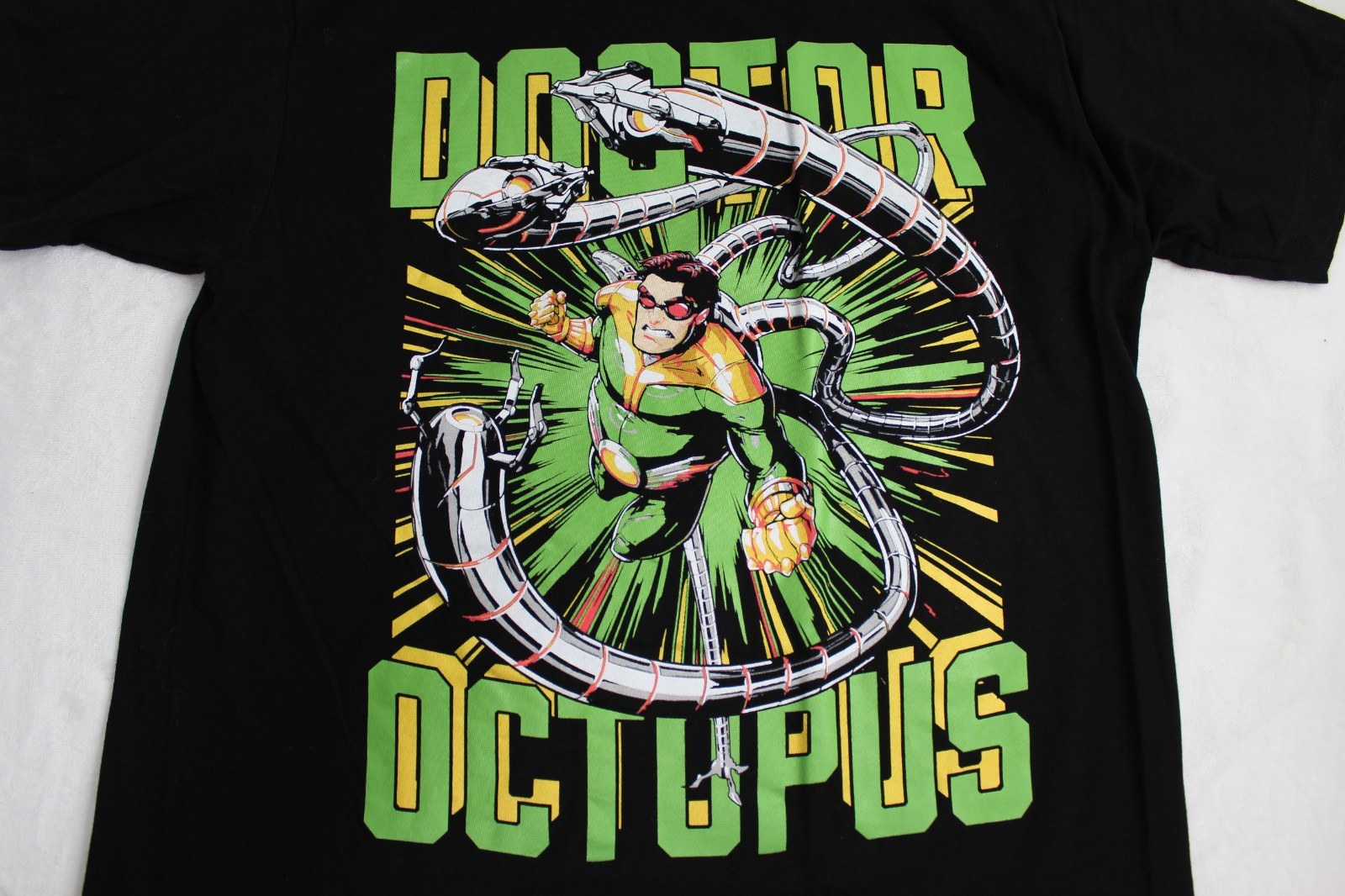 Marvel L Large Doctor Octopus Villains Tee Green Graphic NWT NEW Spiderman Black gallery